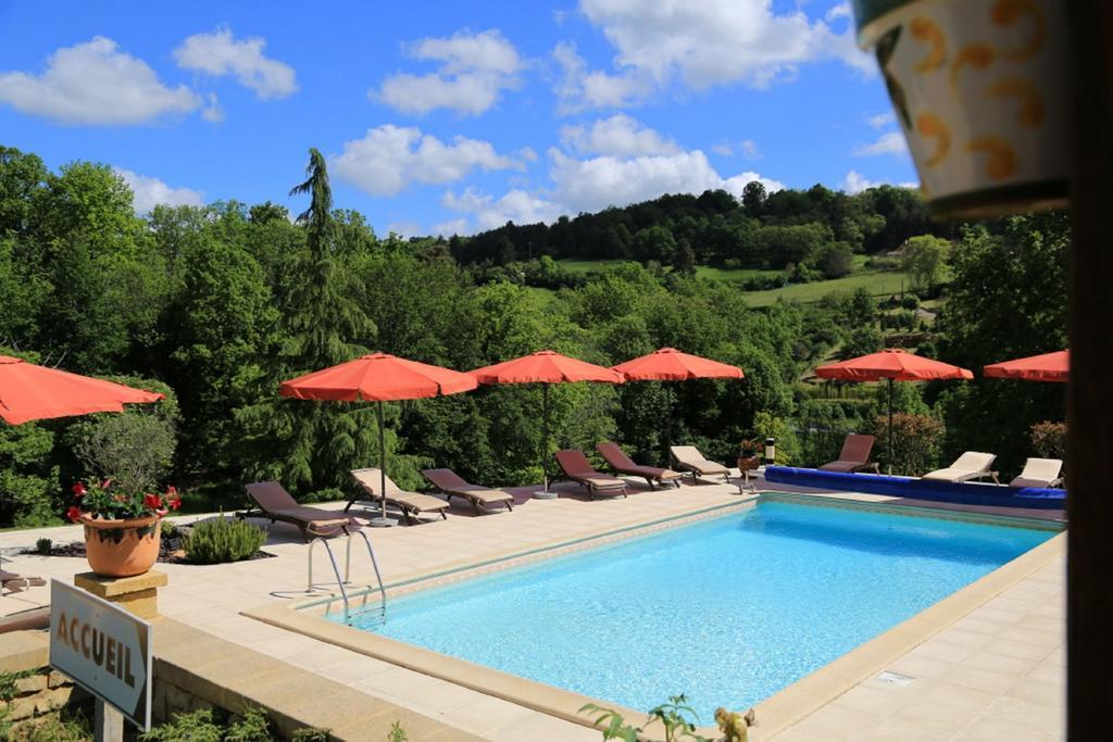 Chambres D'Hotes Les Peyrouses Sarlat Exterior foto